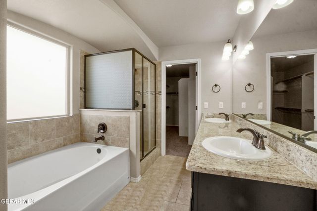 3836 LOMA CRISTOBAL, El Paso, TX 79938