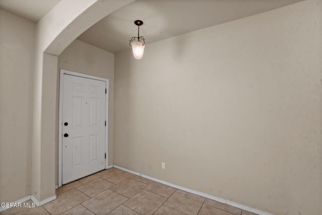 3836 LOMA CRISTOBAL, El Paso, TX 79938