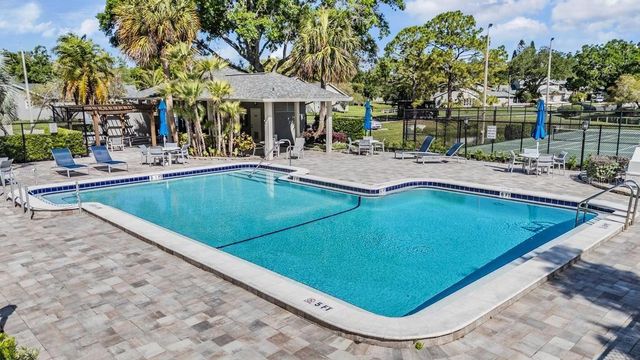 274 BUCKINGHAM PLACE, Palm Harbor, FL 34684