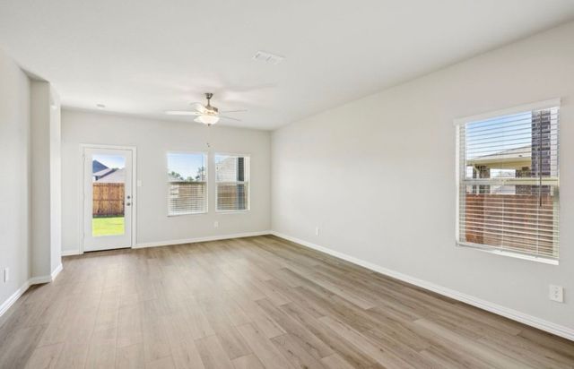 808 Leavenworth Drive, Mckinney, TX 75071