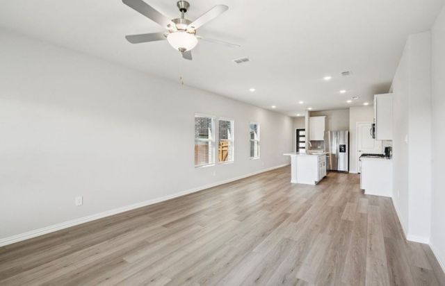 808 Leavenworth Drive, Mckinney, TX 75071