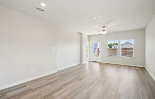 808 Leavenworth Drive, Mckinney, TX 75071