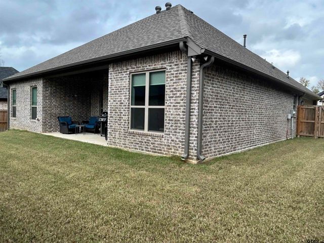 11042 Oak Springs, Tyler, TX 75703