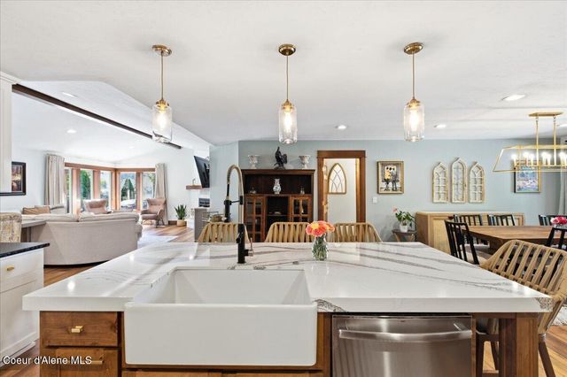 10231 N Fairway DR, Hayden Lake, ID 83835