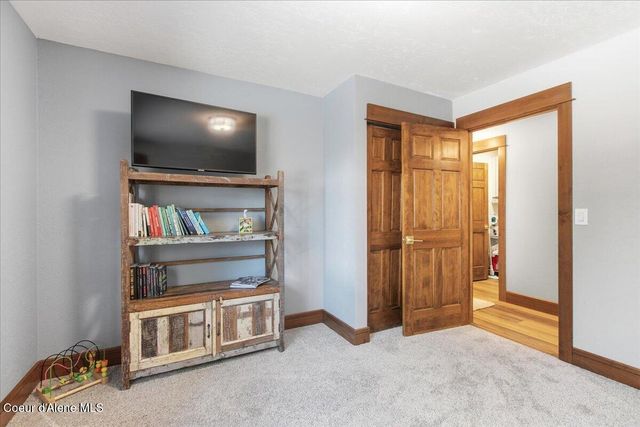 10231 N Fairway DR, Hayden Lake, ID 83835