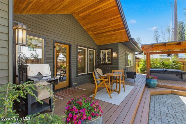 10231 N Fairway DR, Hayden Lake, ID 83835