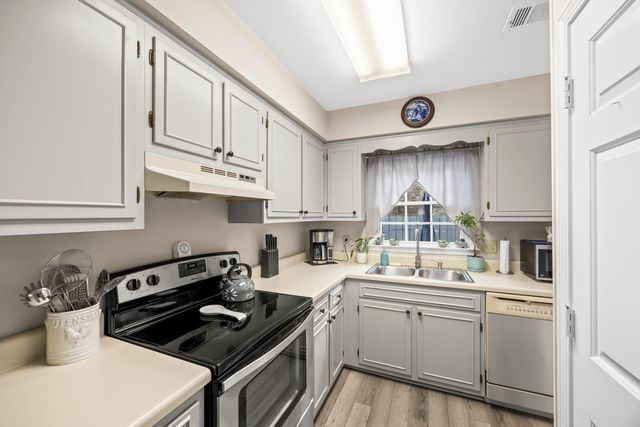 507 Hickory Villa Dr, Nashville, TN 37211