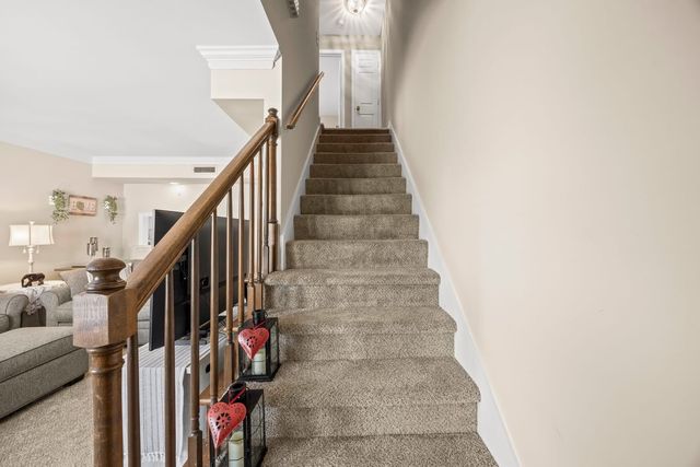 507 Hickory Villa Dr, Nashville, TN 37211