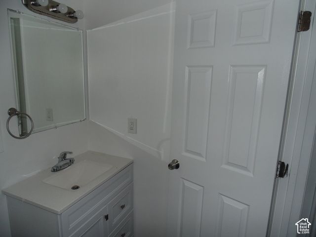 3077 W LEHMAN AVE, West Valley City, UT 84119