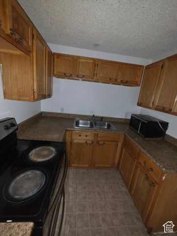 3077 W LEHMAN AVE, West Valley City, UT 84119