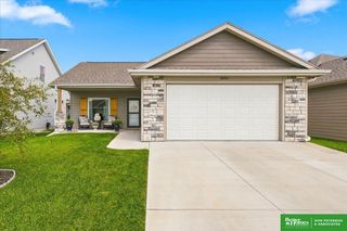 3050 Cottage Grove Lane, Fremont, NE 68025