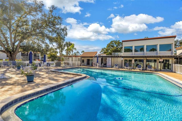 3269 BENEVA ROAD 102, Sarasota, FL 34232