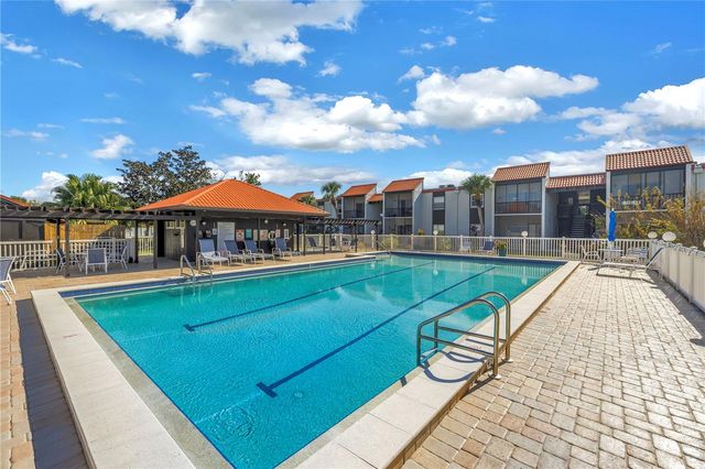 3269 BENEVA ROAD 102, Sarasota, FL 34232