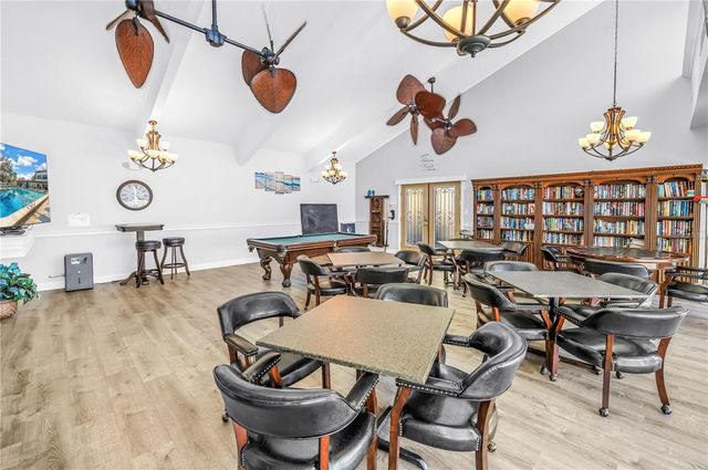 3269 BENEVA ROAD 102, Sarasota, FL 34232