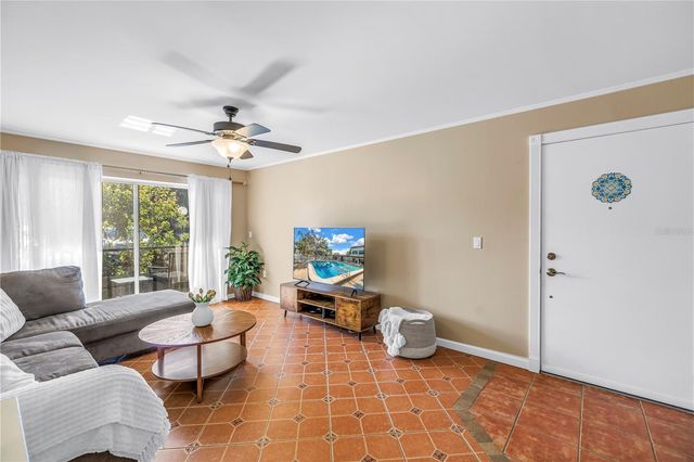 3269 BENEVA ROAD 102, Sarasota, FL 34232