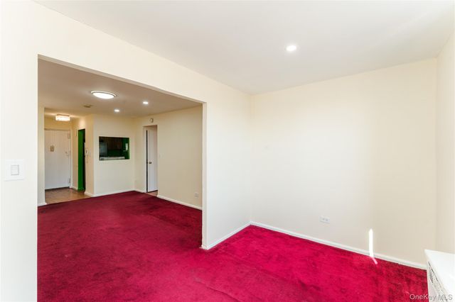 87-70 173rd Street 7H, Jamaica, NY 11432