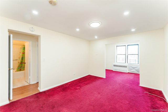 87-70 173rd Street 7H, Jamaica, NY 11432