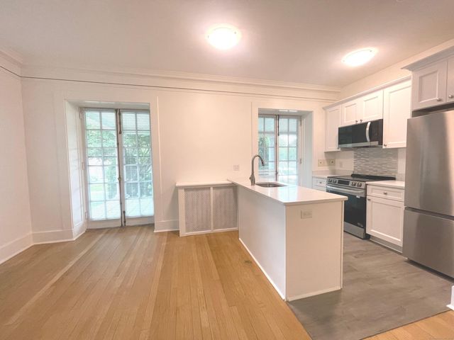 151 Courtland Avenue 1, Stamford, CT 06902