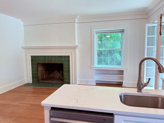 151 Courtland Avenue 1, Stamford, CT 06902