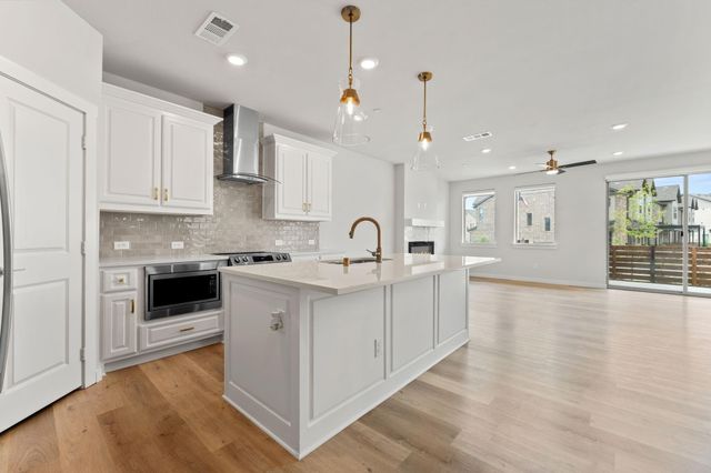 2616 La Cala Drive, Grand Prairie, TX 75054