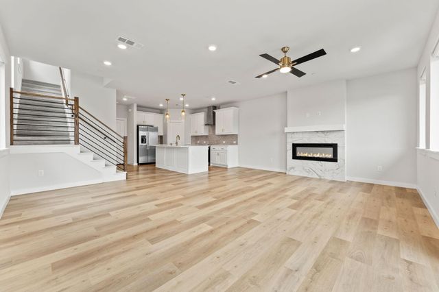 2616 La Cala Drive, Grand Prairie, TX 75054