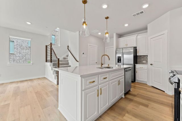 2616 La Cala Drive, Grand Prairie, TX 75054