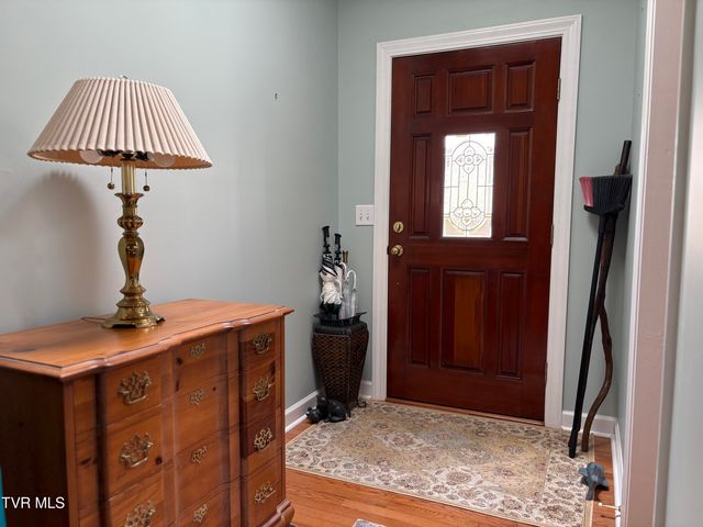 829 Xanadu Court, Johnson City, TN 37604