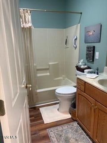 829 Xanadu Court, Johnson City, TN 37604