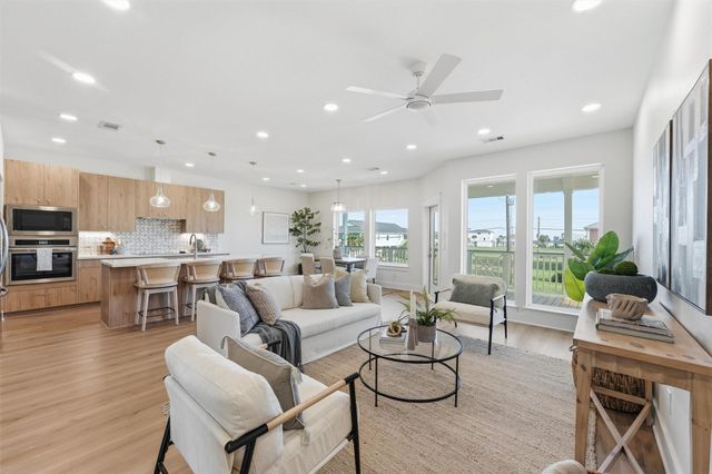 18618 Shaman Drive, Galveston, TX 77554