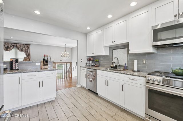 676 Rutgers Place, Paramus, NJ 07652