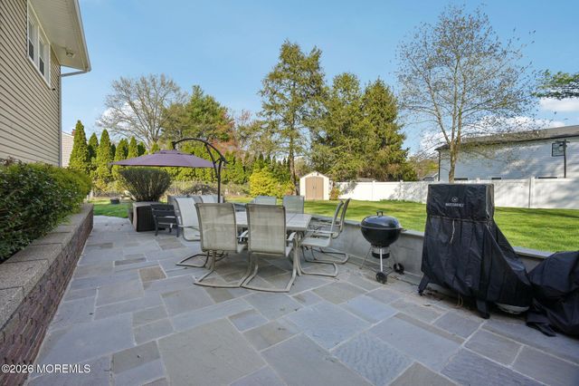 676 Rutgers Place, Paramus, NJ 07652