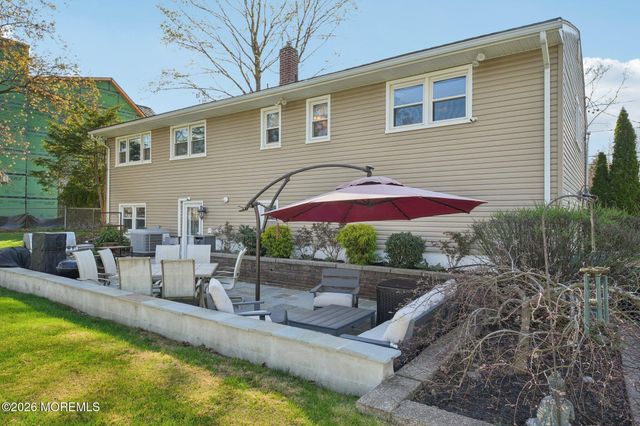 676 Rutgers Place, Paramus, NJ 07652