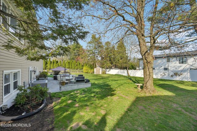 676 Rutgers Place, Paramus, NJ 07652