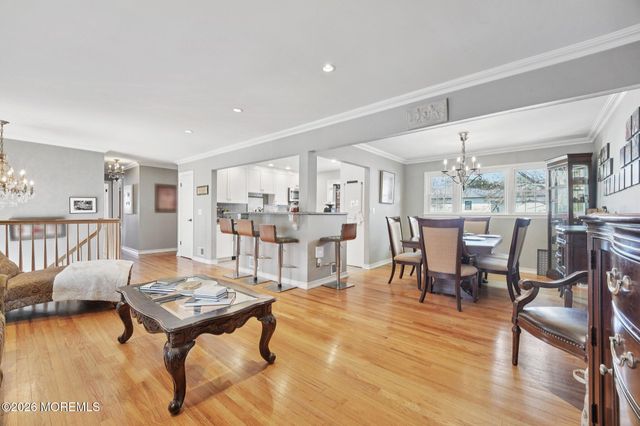 676 Rutgers Place, Paramus, NJ 07652