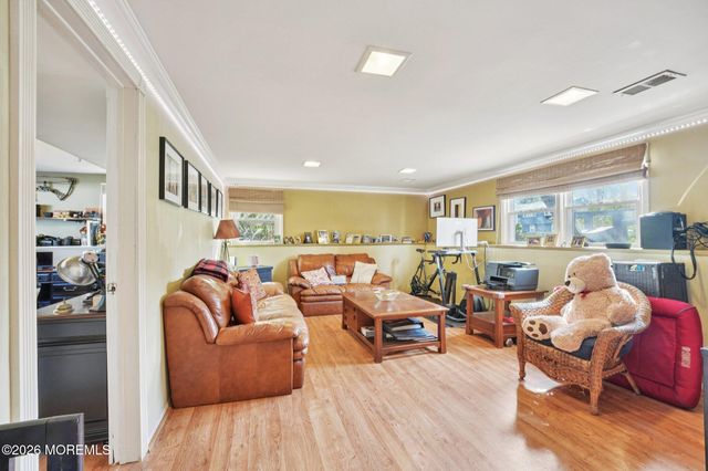 676 Rutgers Place, Paramus, NJ 07652