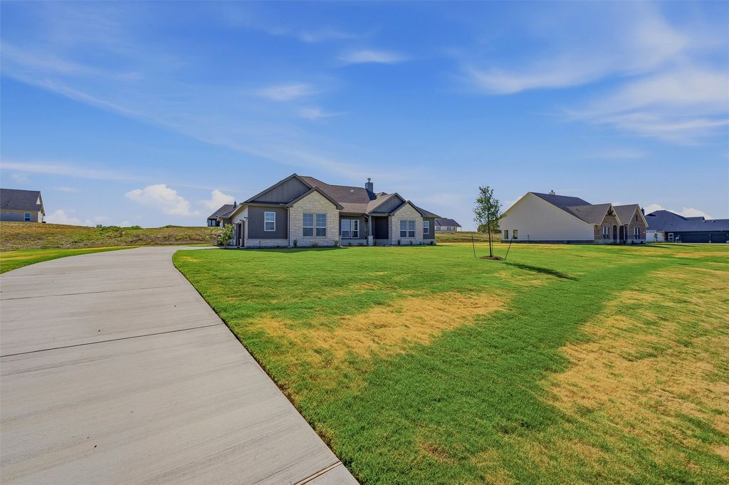153 Big Sky Road, Decatur, TX 76234 — photo 3