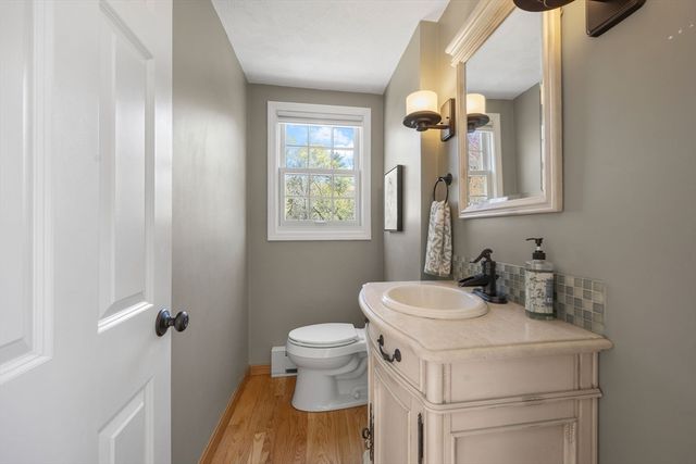 19 Lebanon, Melrose, MA 02176