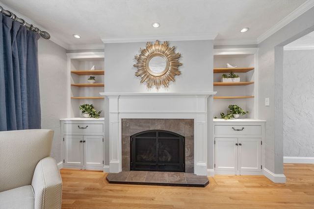 19 Lebanon, Melrose, MA 02176