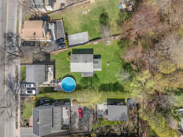 19 Lebanon, Melrose, MA 02176