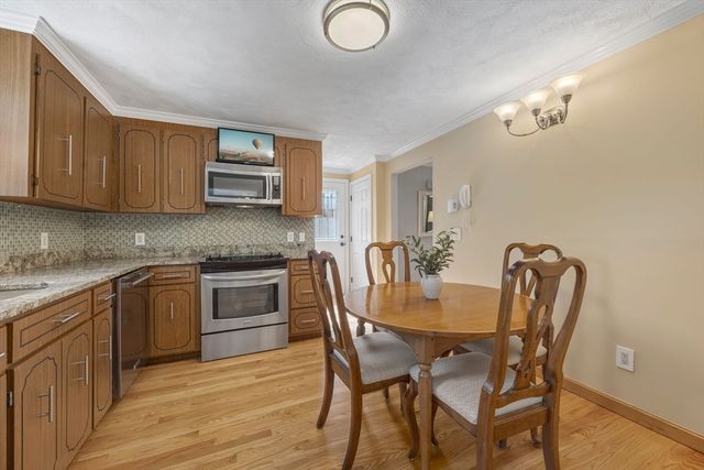 19 Lebanon, Melrose, MA 02176