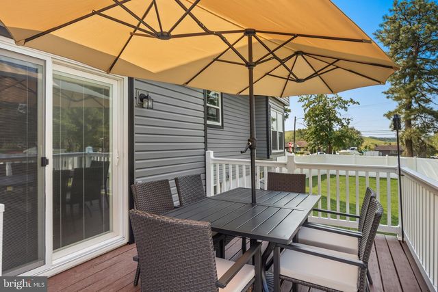 86 DEER PARK CIR, Blackwood, NJ 08012
