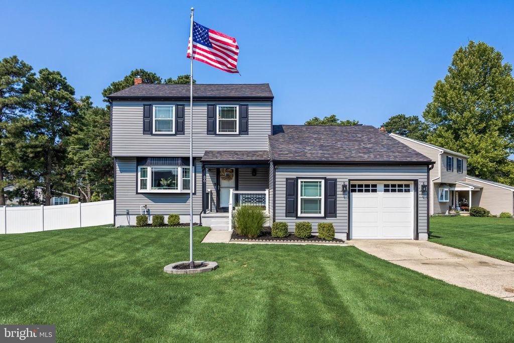86 DEER PARK CIR, Blackwood, NJ 08012