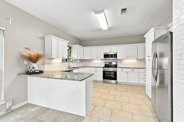 2520 Bear Haven Drive, Grapevine, TX 76051
