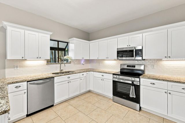 2520 Bear Haven Drive, Grapevine, TX 76051