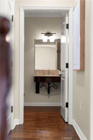 401 Bernard Street 409, Costa Mesa, CA 92627