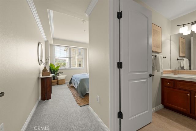 401 Bernard Street 409, Costa Mesa, CA 92627