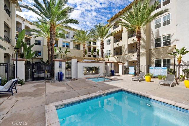 401 Bernard Street 409, Costa Mesa, CA 92627