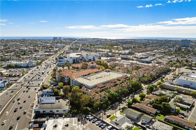 401 Bernard Street 409, Costa Mesa, CA 92627