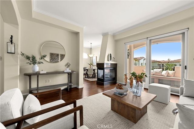 401 Bernard Street 409, Costa Mesa, CA 92627