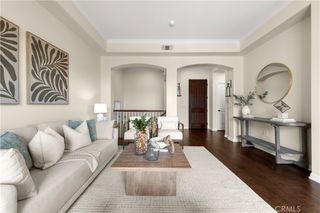 401 Bernard Street 409, Costa Mesa, CA 92627